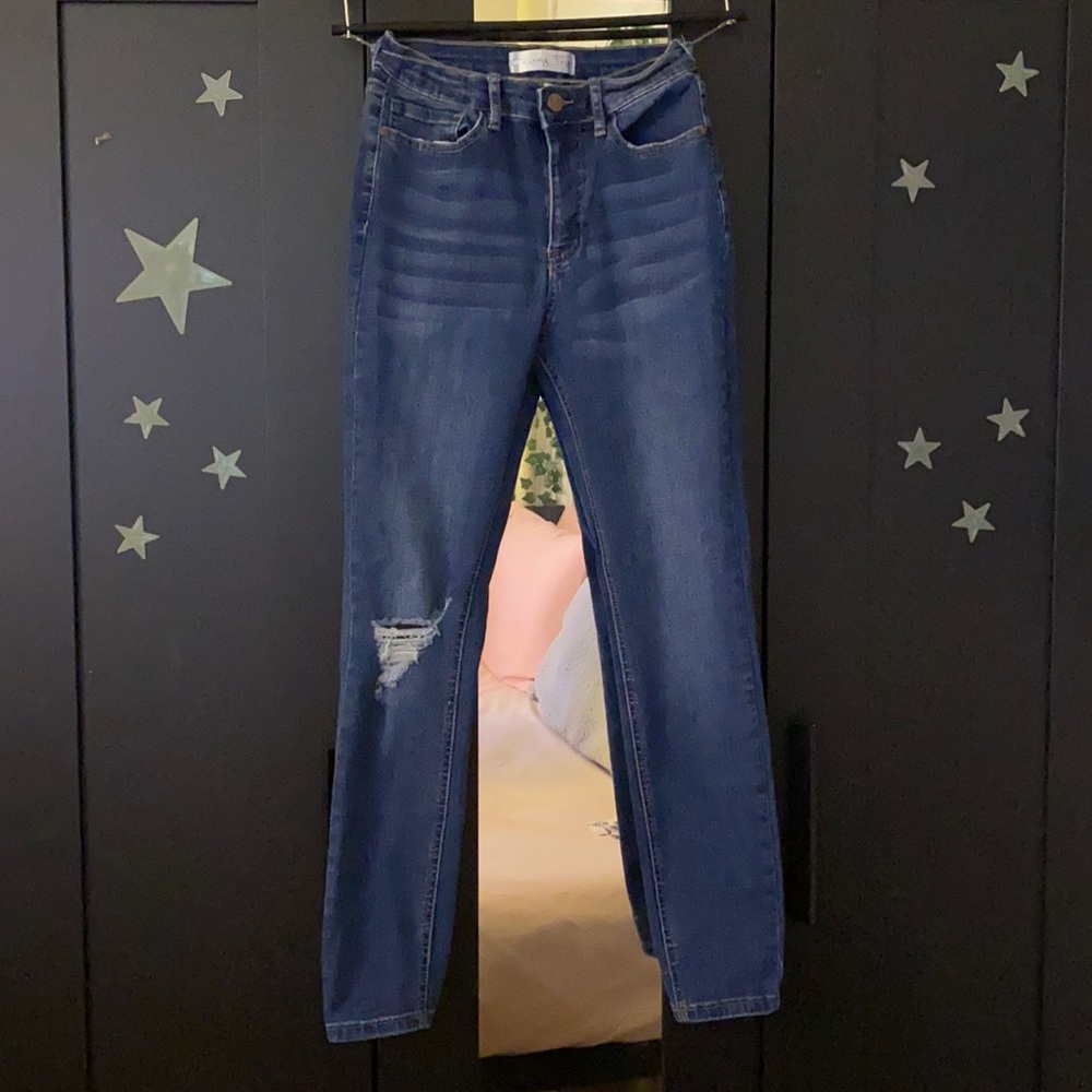 Size 5 jeans. Stretchy, Skinny Fries